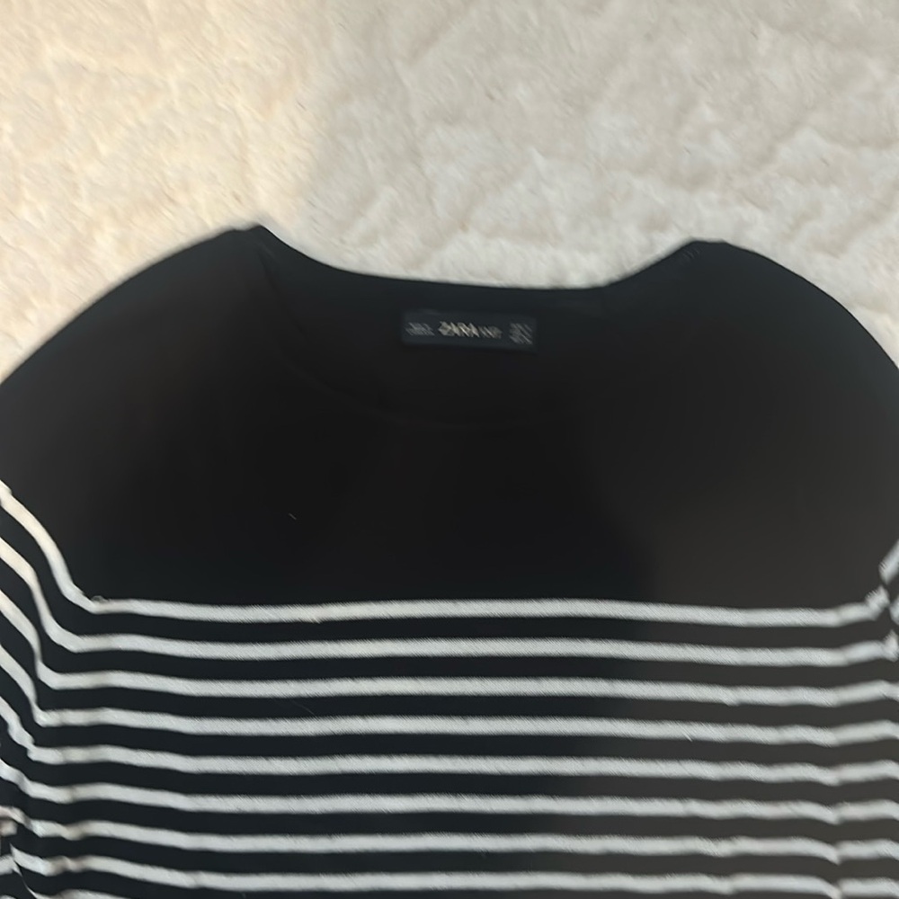 Zara Black Long Sleeve Tee Essential